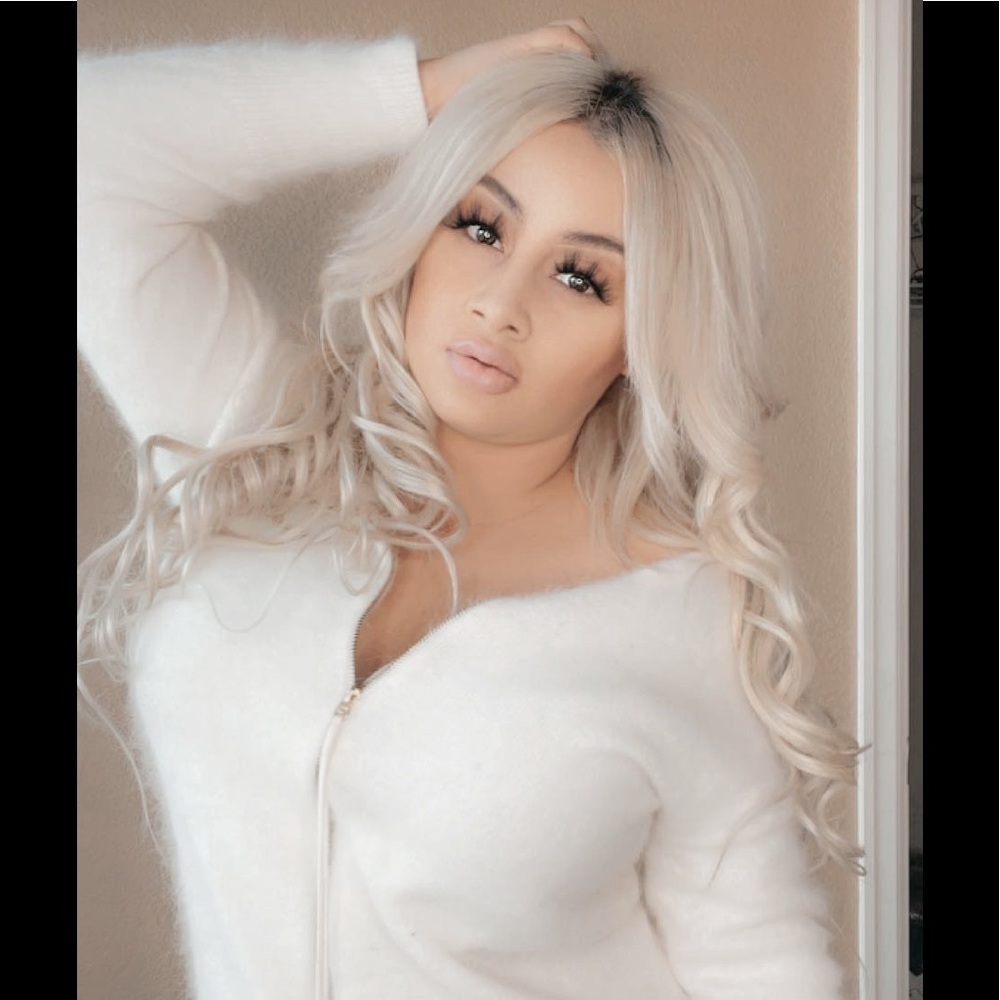 Meet your Posher, Veronica